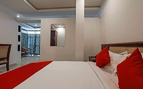 Oyo Flagship 11310 Hotel Sri Tulasi Residency Near Birla Mandir